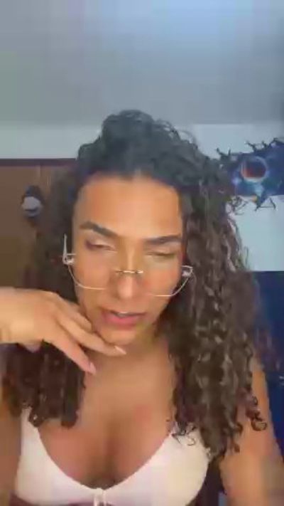 melkhalifa live cam on Cam4