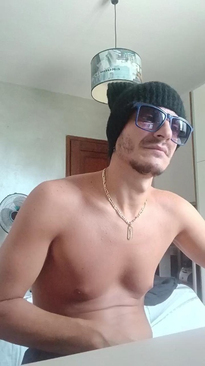 melone923 live cam on Cam4