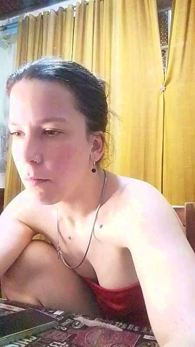 melu021 live cam on Cam4