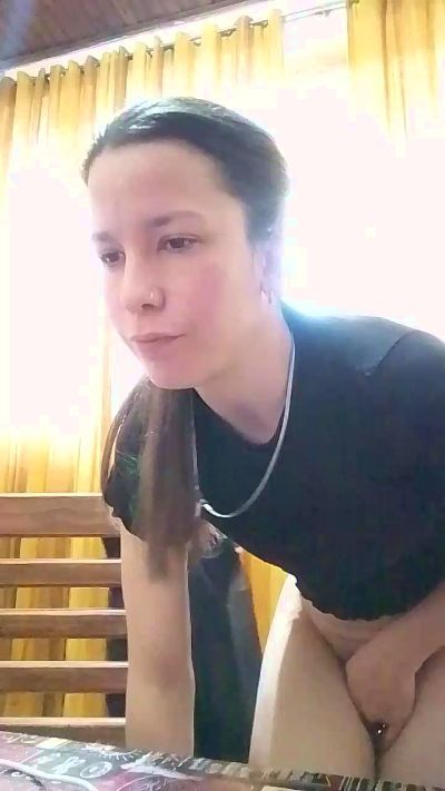 melu021 live cam on Cam4