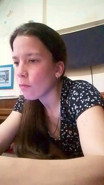melu021 live cam on Cam4