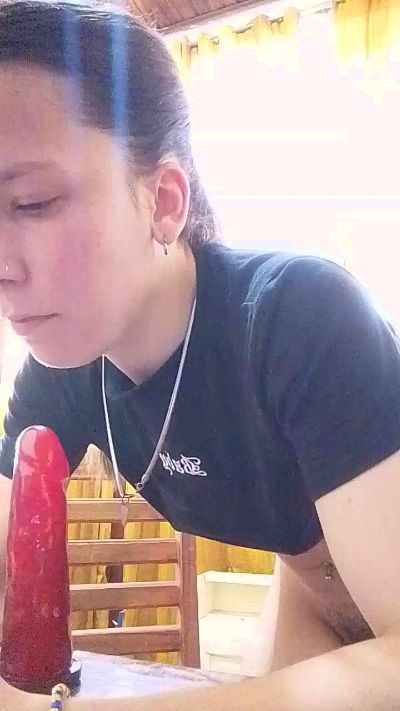 melu021 live cam on Cam4
