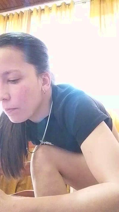 melu021 live cam on Cam4
