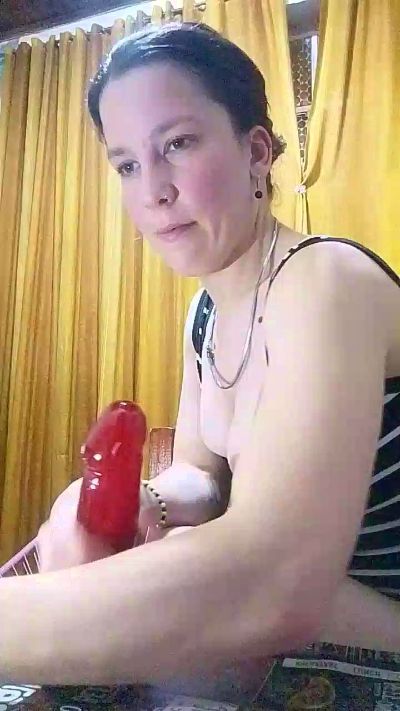 melu021 live cam on Cam4