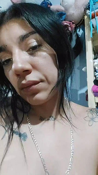 mely42 live cam on Cam4