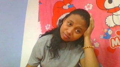 mendrika5 live cam on Cam4
