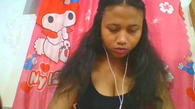 mendrika5 live cam on Cam4