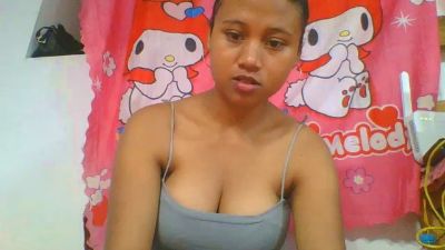 mendrika5 live cam on Cam4