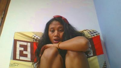 mendrika5 live cam on Cam4