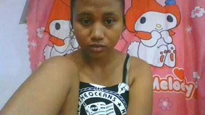 mendrika5 live cam on Cam4