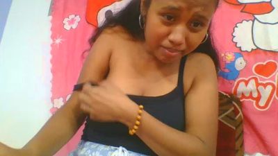 mendrika5 live cam on Cam4