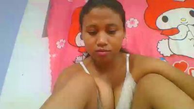 mendrika5 live cam on Cam4