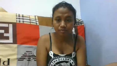 mendrika5 live cam on Cam4