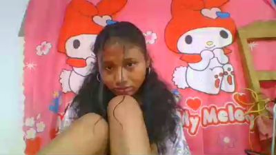 mendrika5 live cam on Cam4