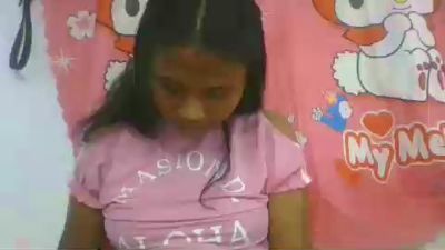 mendrika5 live cam on Cam4