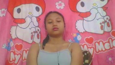 mendrika5 live cam on Cam4