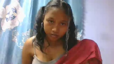 mendrika5 live cam on Cam4