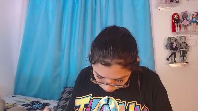 mensia_ live cam on Cam4