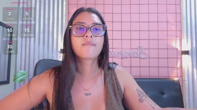 mensia_ live cam on Cam4
