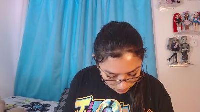 mensia_ live cam on Cam4