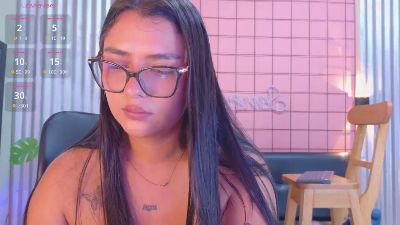 mensia_ live cam on Cam4
