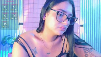 mensia_ live cam on Cam4