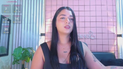 mensia_ live cam on Cam4