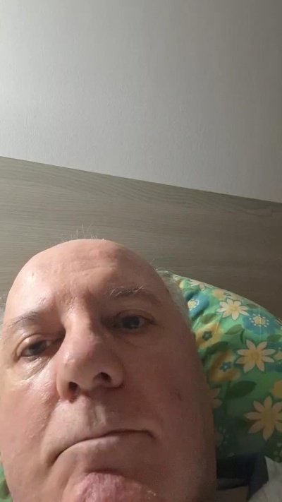 mercuryeron live cam on Cam4