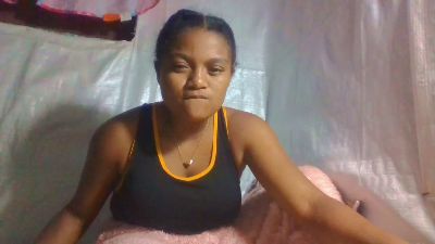merinda9794 live cam on Cam4