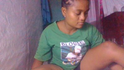 merinda9794 live cam on Cam4