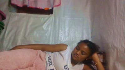 merinda9794 live cam on Cam4