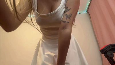 messy_nessy live cam on Cam4