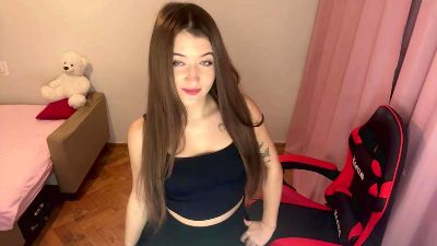 messy_nessy live cam on Cam4