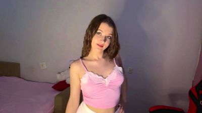 messy_nessy live cam on Cam4