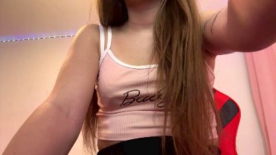 messy_nessy live cam on Cam4