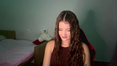 messy_nessy live cam on Cam4
