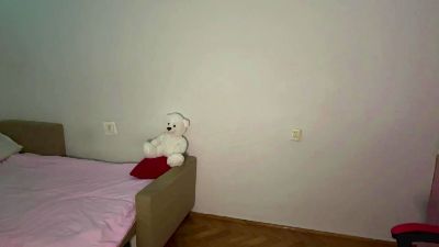 messy_nessy live cam on Cam4