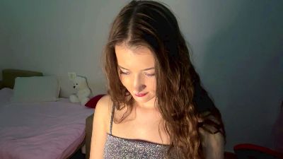 messy_nessy live cam on Cam4