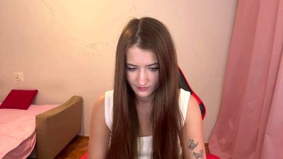messy_nessy live cam on Cam4