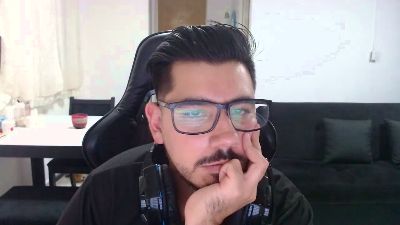 mexican113 live cam on Cam4