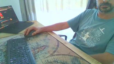 mfo83 live cam on Cam4