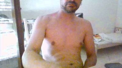mfo83 live cam on Cam4