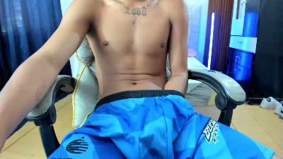 mhata_juan live cam on Cam4