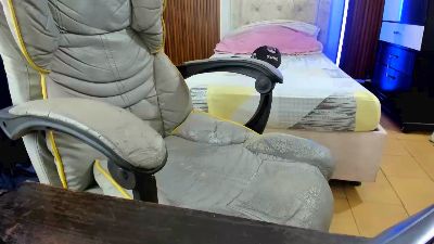mhata_juan live cam on Cam4