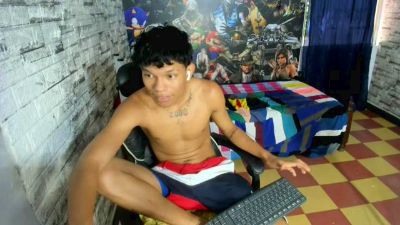 mhata_juan live cam on Cam4