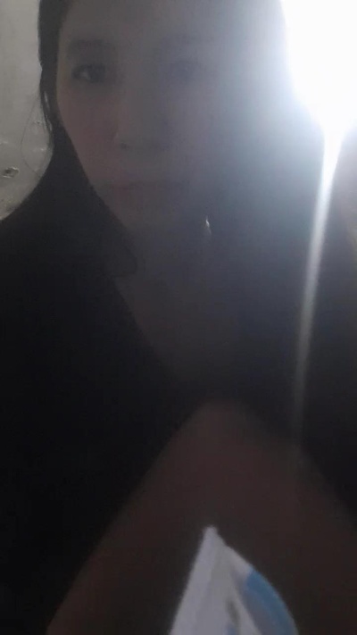 mia20261 live cam on Cam4