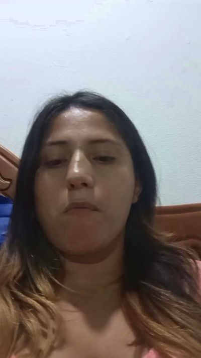mia26fun live cam on Cam4