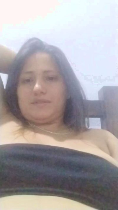 mia26fun live cam on Cam4