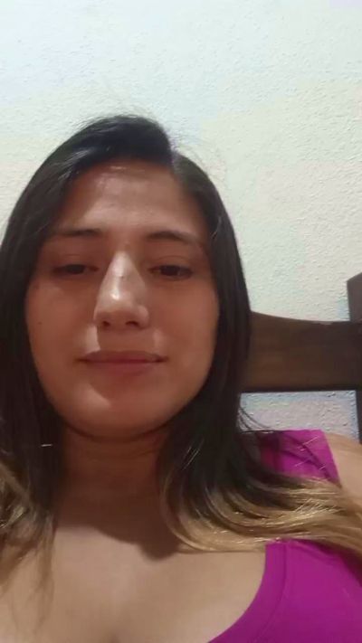 mia26fun live cam on Cam4