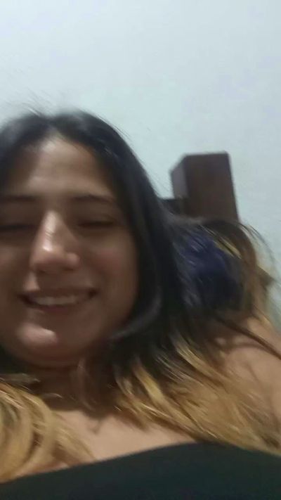 mia26fun live cam on Cam4